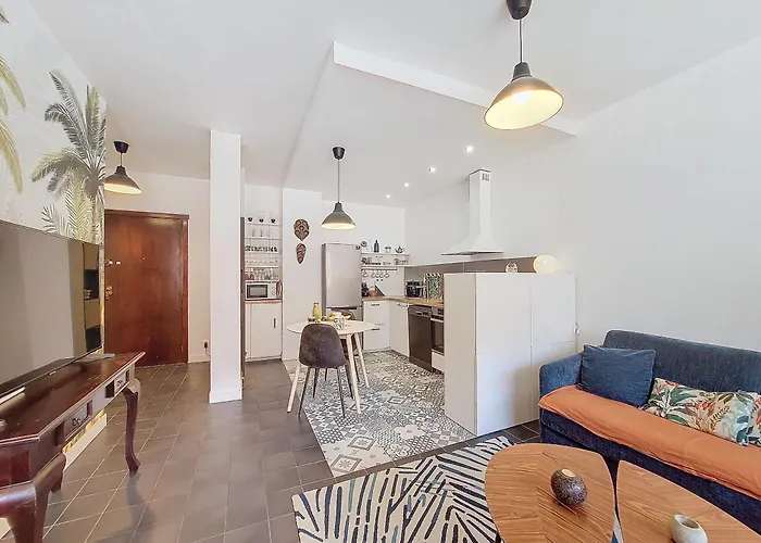 Nestor&jeeves - Escapade - - Near Nice